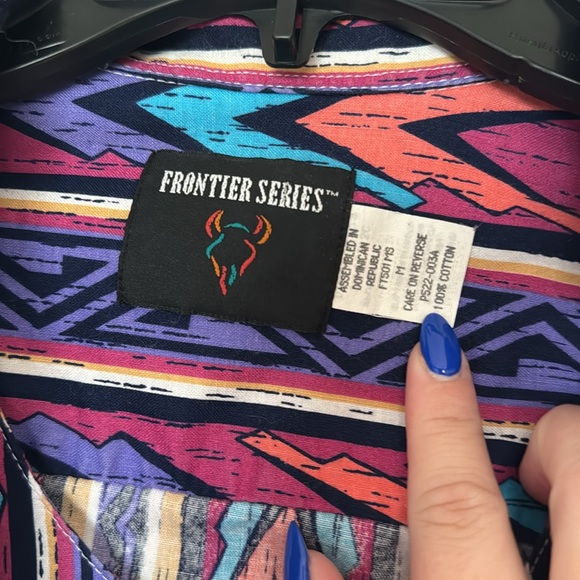 Frontier Series western top - Picture 2 of 3